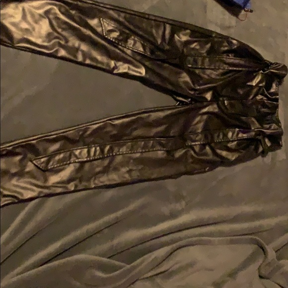 Great price for black pants - Picture 1 of 6